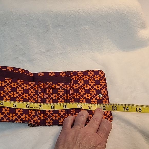 Vera Bradley Tri-Fold Euro Wallet (Safari Sunset) GUC - Picture 10 of 13